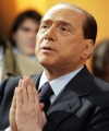 Berlusconi santificato