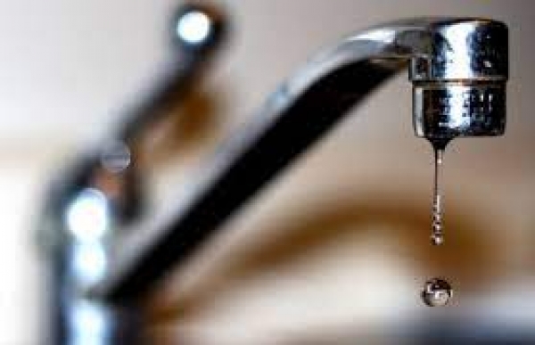 Da Monte Trevi a Villa Petrara senza acqua e senza preavviso...