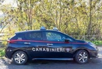 Sezze. I Carabinieri Forestali sequestrano rifiuti speciali all’interno di un capannone