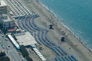 MA LA MARINA DI LATINA VUOLE DECOLLARE OPPURE NO? PERCHÉ NON DECOLLA?