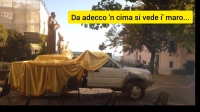 Chi sta irto vede meglio...