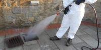 Notte di disinfestazione contro le blatte nel centro storico di Sezze